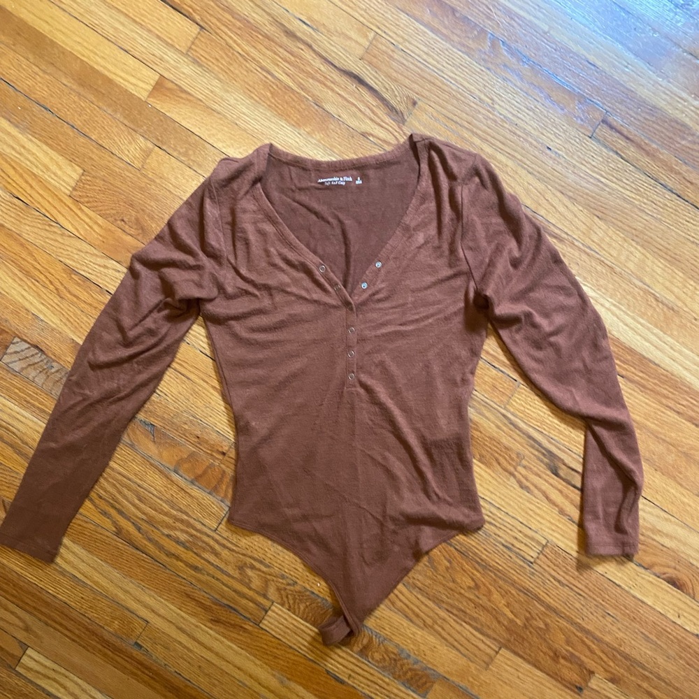 Abercrombie & Fitch soft and cozy Henley bodysuit